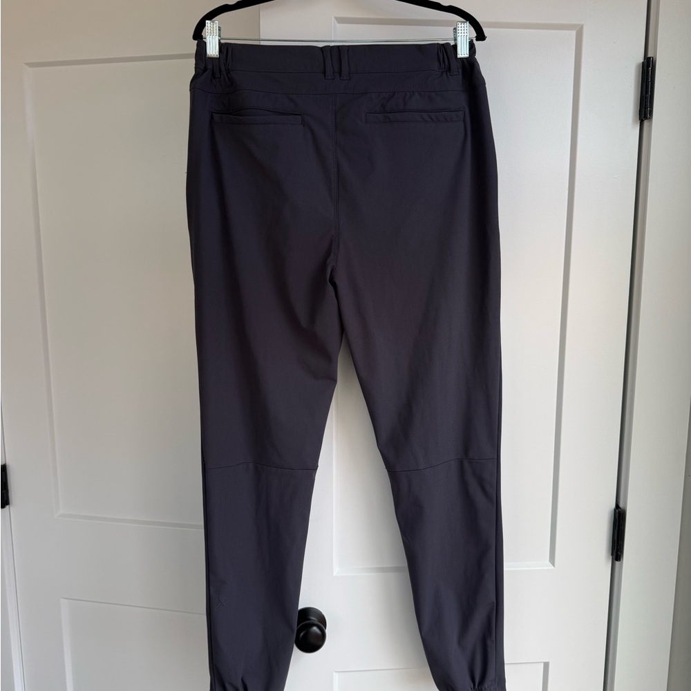 Cuts Clothing Men's AO Jogger (Cast Iron) - Picture 5 of 7